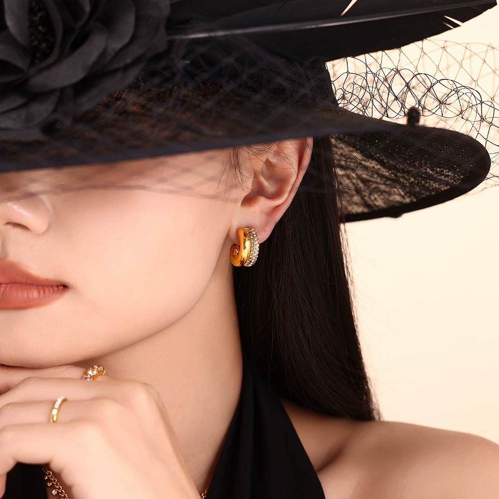 Gold Steel Earings - Image 3