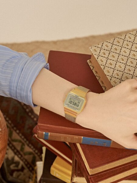 Alternative view of Casio Slim Gold Mesh