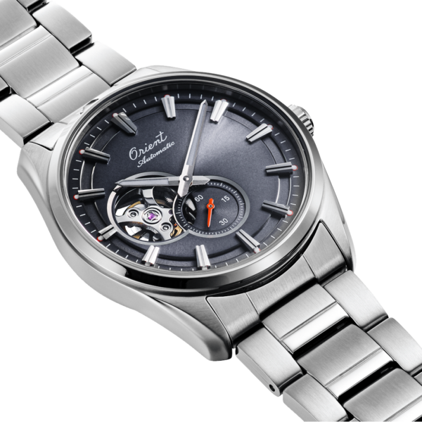 Alternative view of Semi Skeleton Black