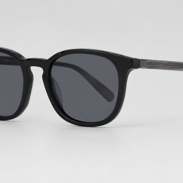 Alternative view of Polo Rounded Black